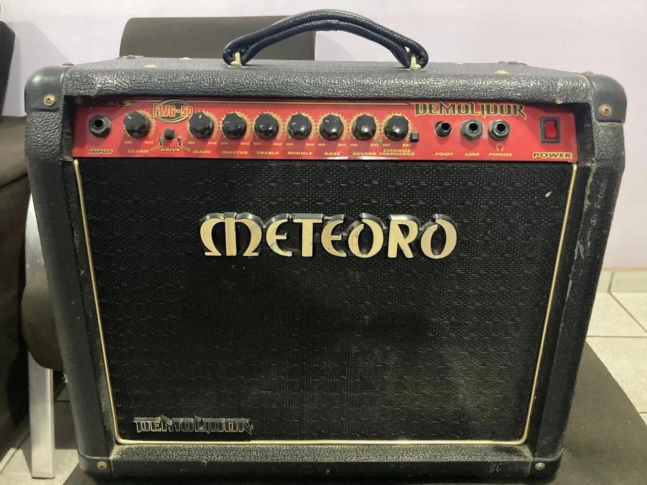 Amplificador Meteoro 