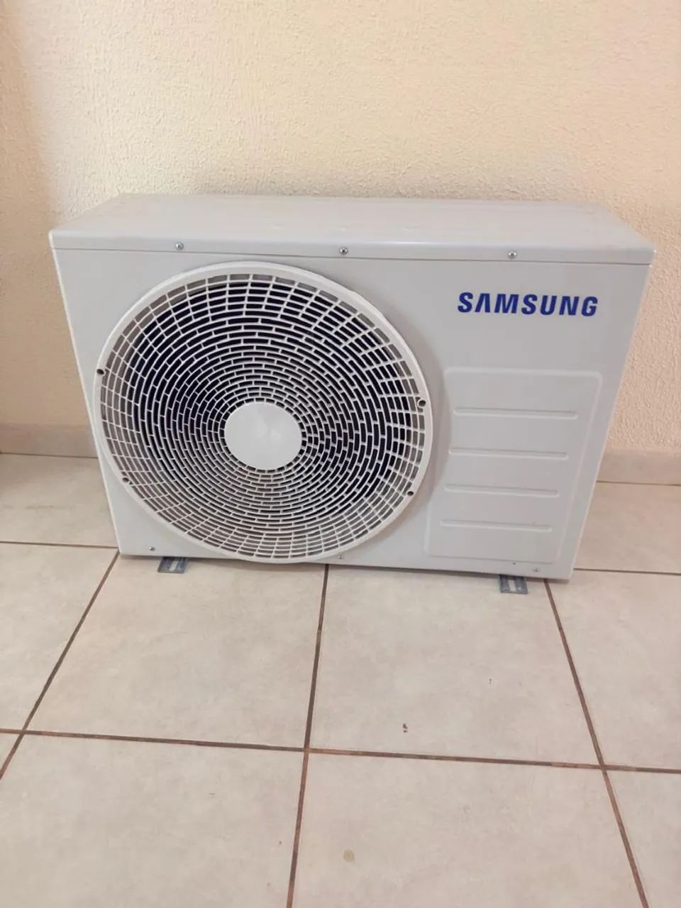Vendo Ar condicionado 22.000 btus Inverter - Foto 2