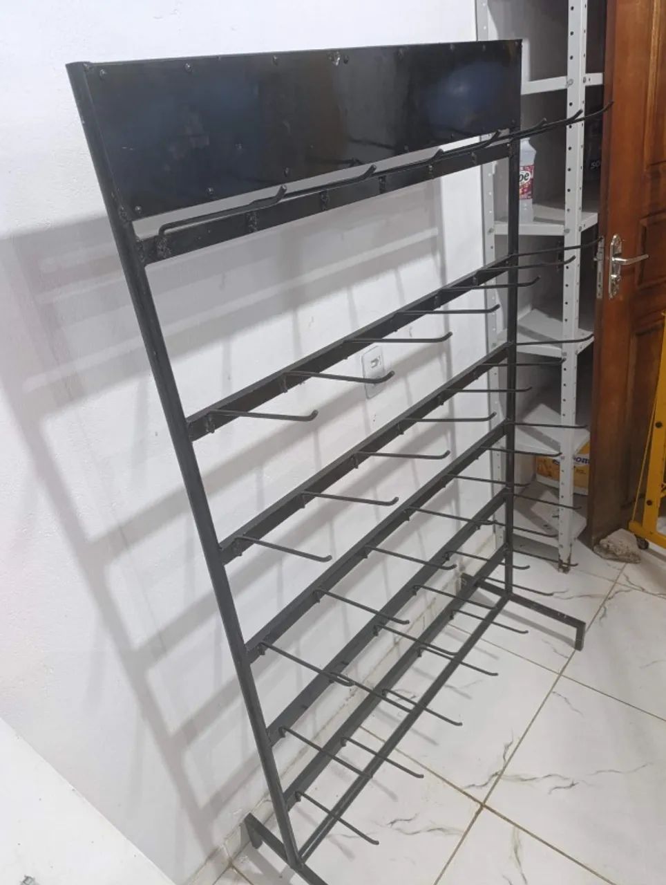 Expositor com Ganchos - Foto 2