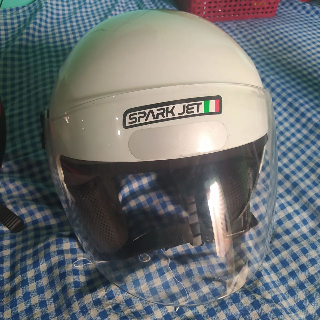 Vendo capacetes semi-novos  - Foto 2