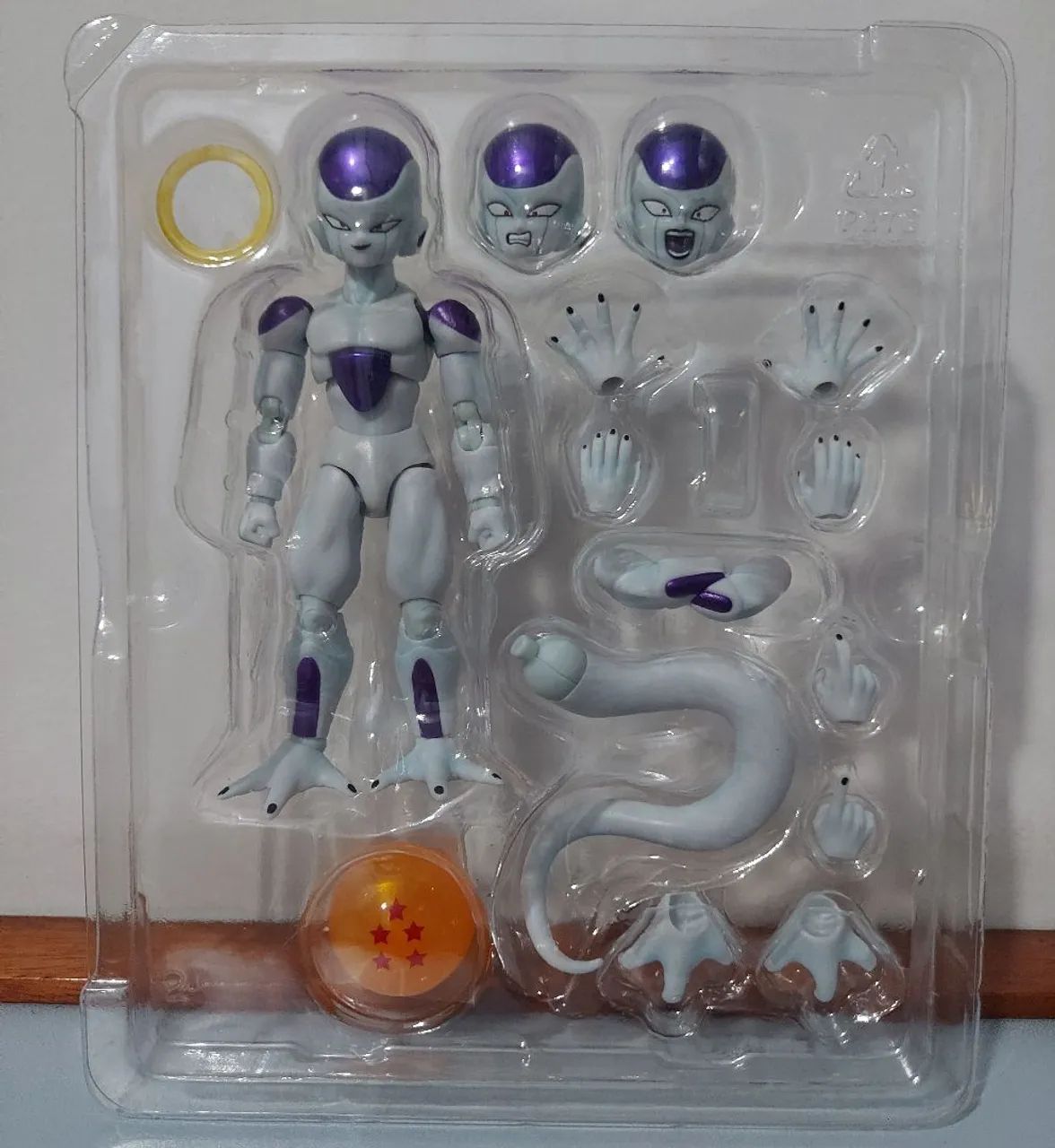 S. H. Figuarts Frieza Fourth Form Bandai - Foto 3