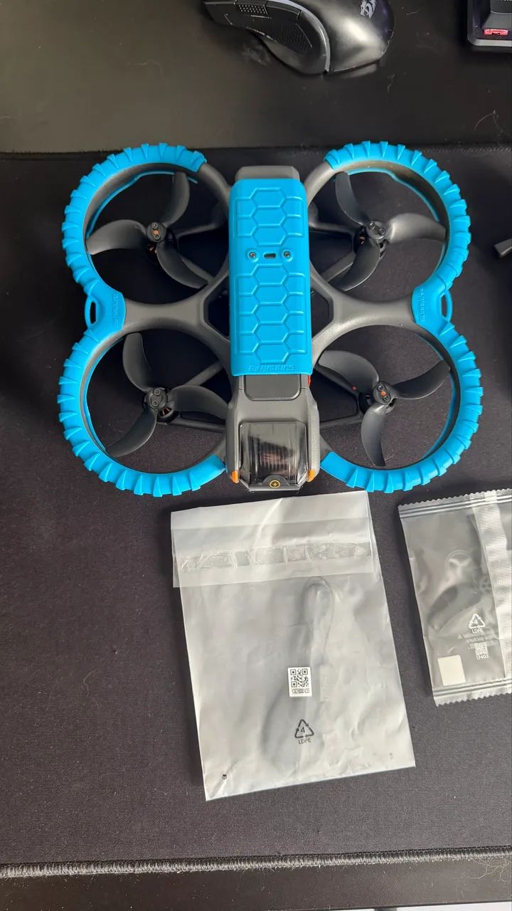 Drone DJI Avata 2 combo Fly more 3 baterias - Foto 3