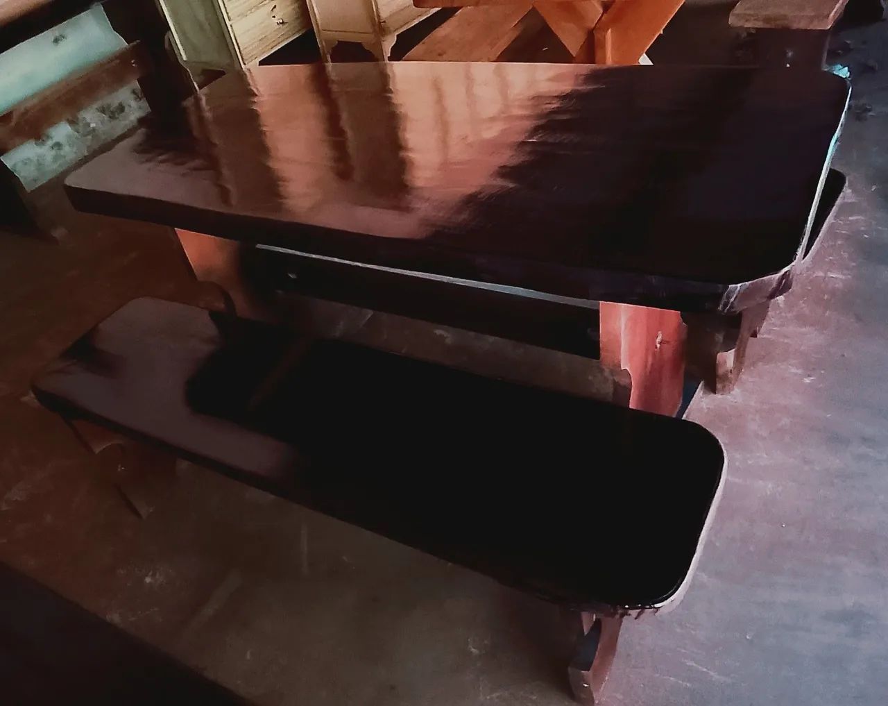 Jogo de mesa com banco de madeira  - Foto 5