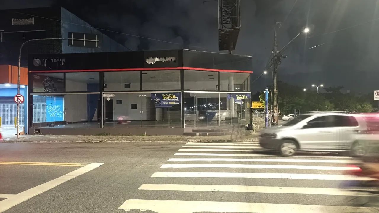 Aluga ponto comercial. Josefa Taveira 