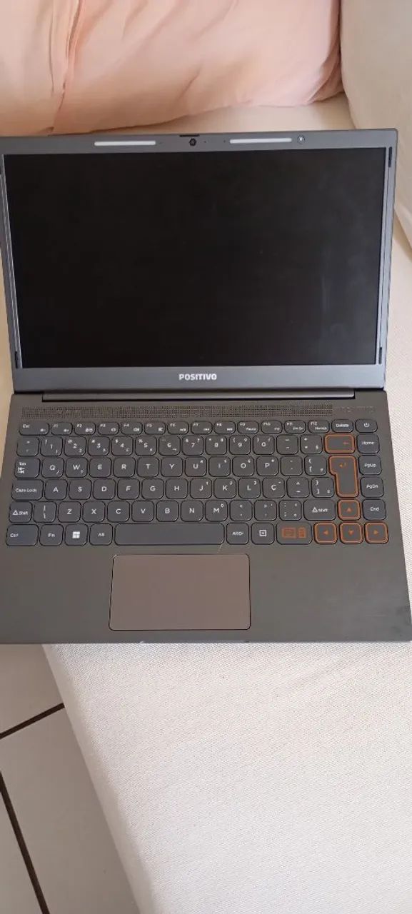 Vendo notebook positivo motion plus Celeron 