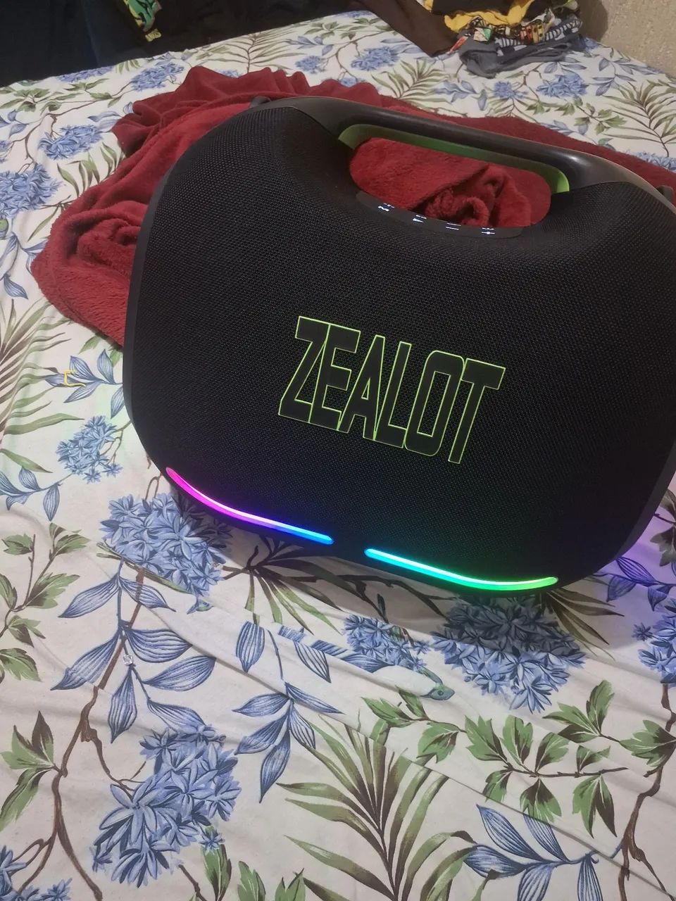 Caixa de som Zealotze21