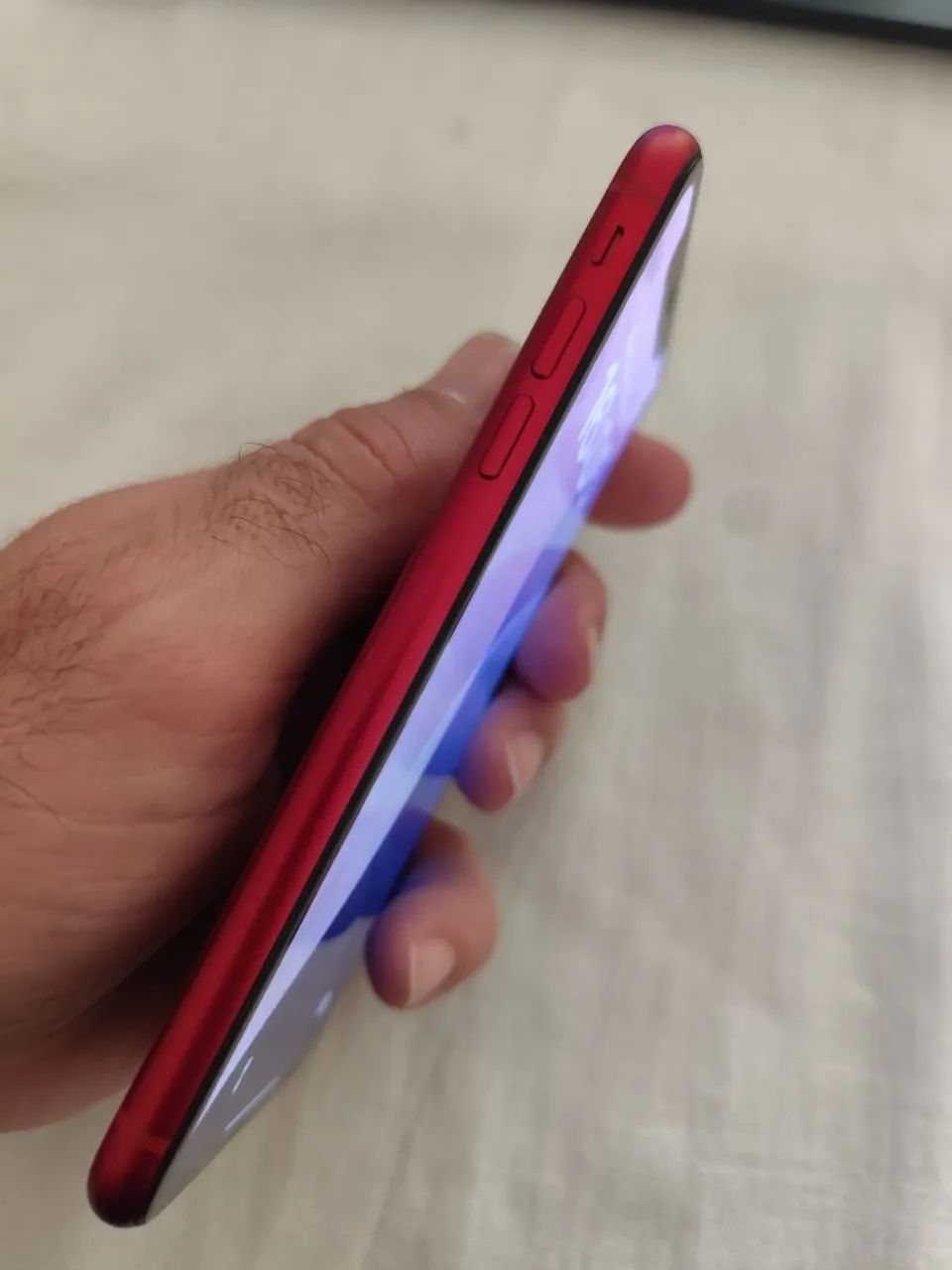 iPhone xR 128GB RED - Foto 2