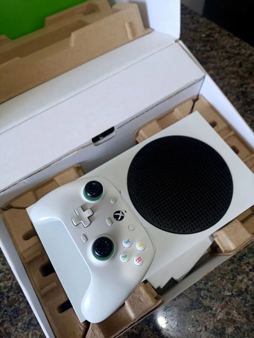 Vídeo game Xbox Séries S com Caixa e Nota  - Foto 2