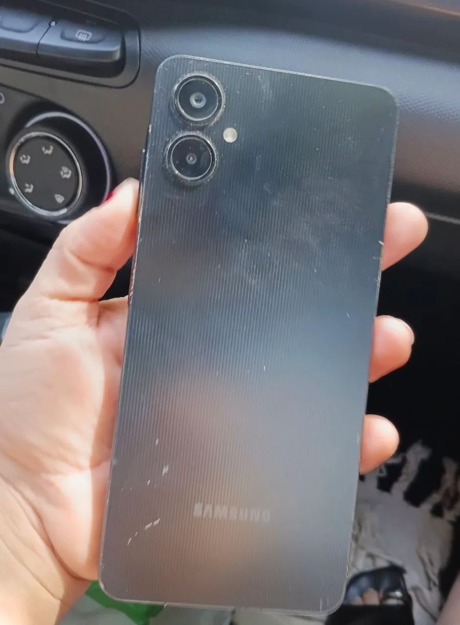 SANSUNG GALAXY A06 - Foto 2