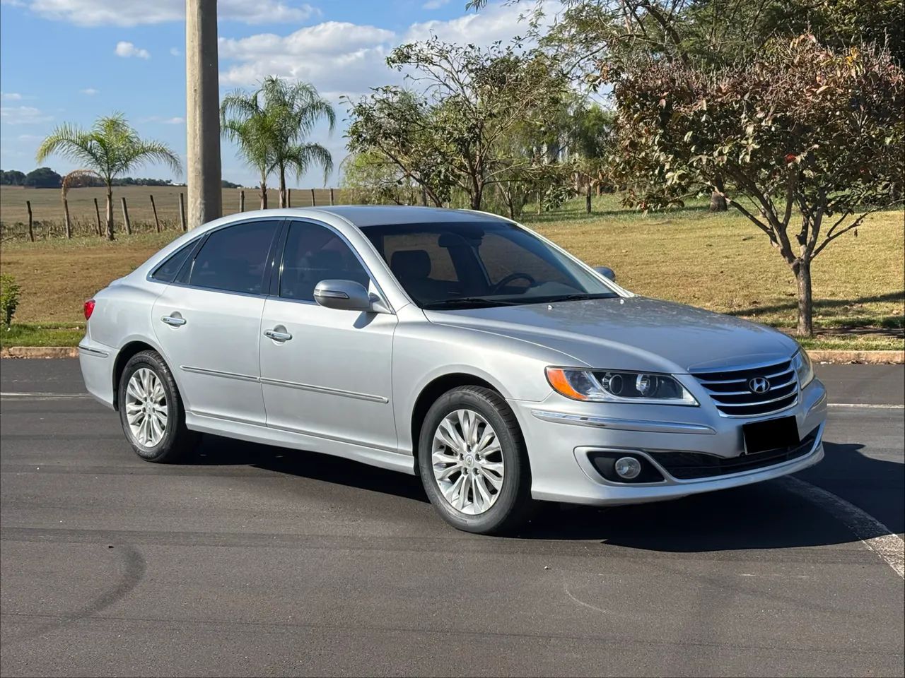 Hyundai Azera AZERA GLS 3.3 V6 24V 4p Aut. 2011