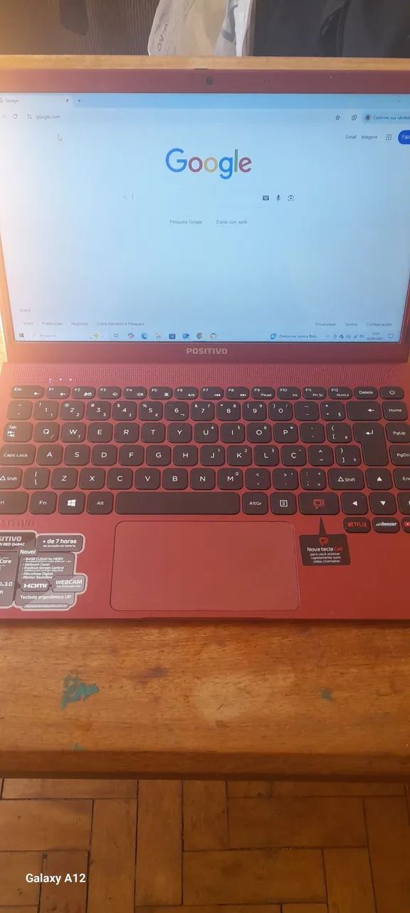 Notebook Positivo (em ótimo estado)