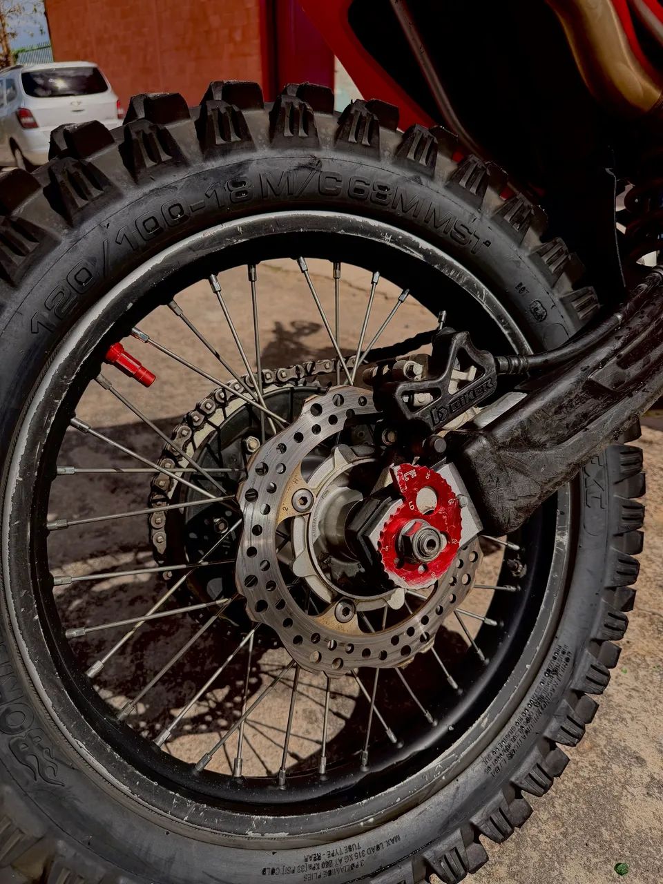 Crf 250 com muitos Acessórios e Super Conservada  - Foto 2