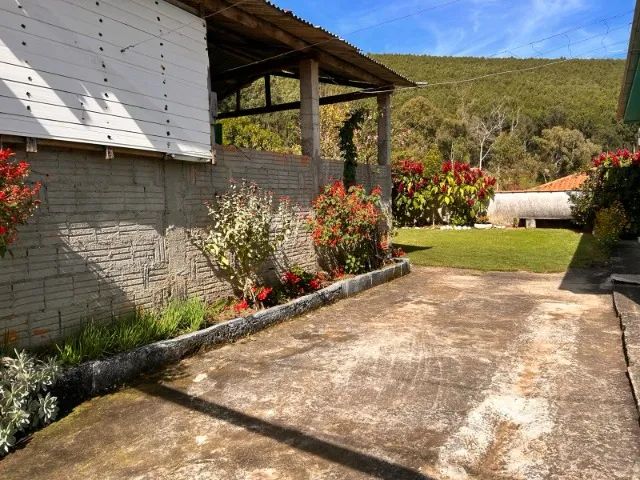 Linda Chácara de 280m2 em lugar tranquilo! Delfim Moreira MG - Foto 10