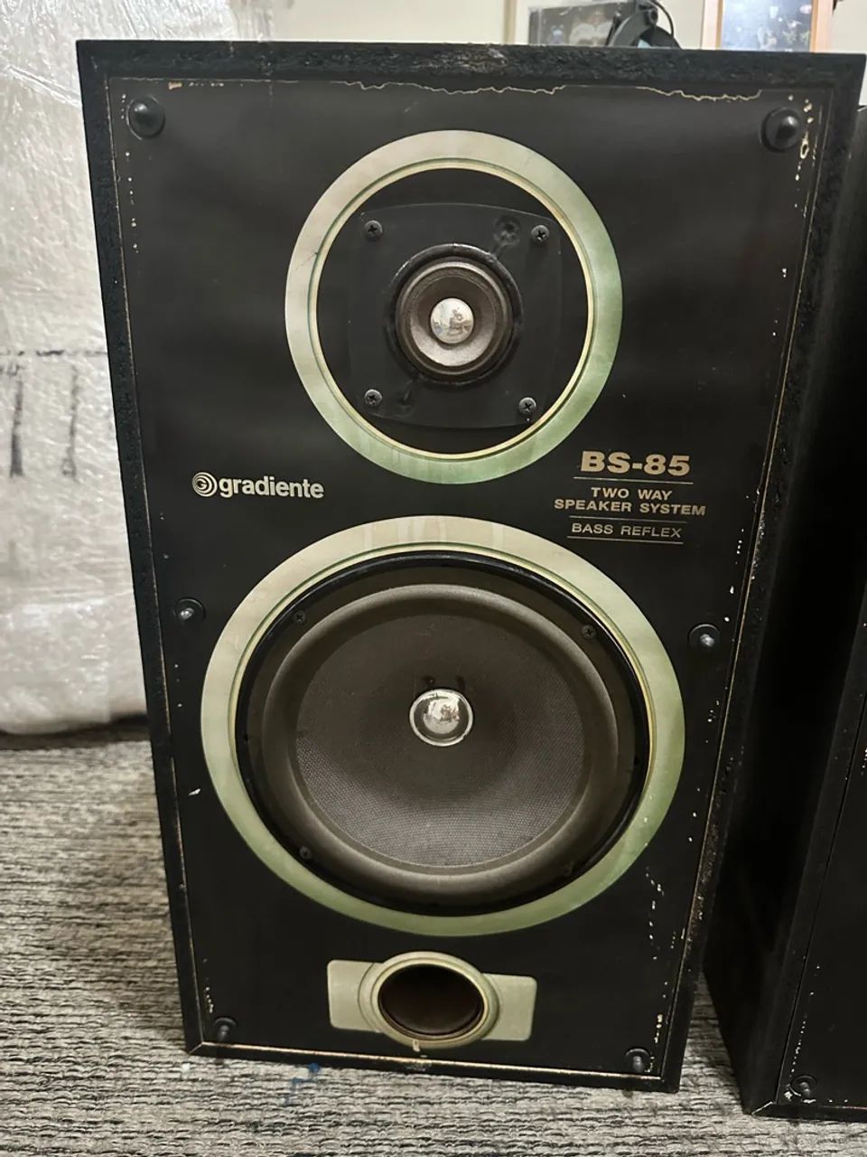 Caixa gradiente BS-85 TWO WAY SPEAKER SYSTEM BASS REFLEX - Foto 2
