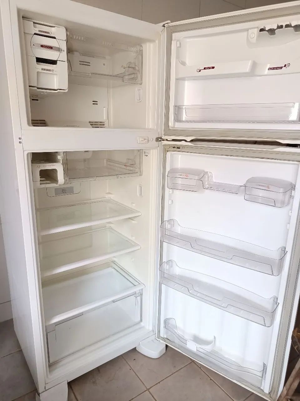 Geladeira 450 litros 