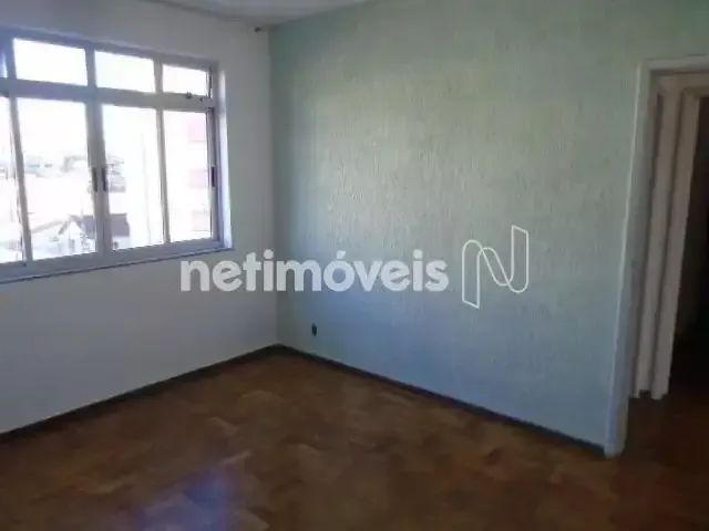 Excelente apartamento 03 quartos no Nova Granada
