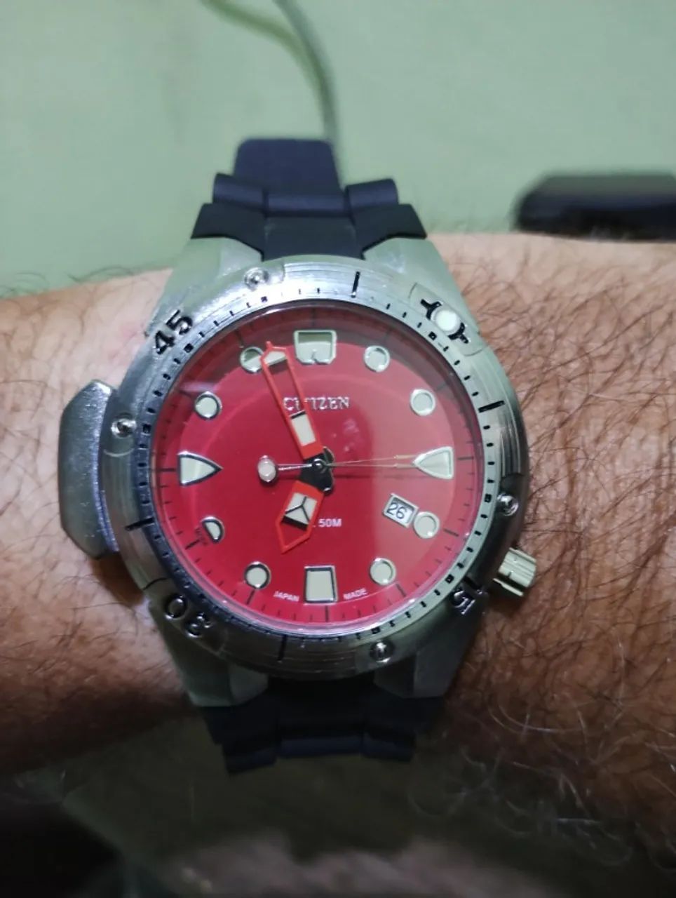 ヒーナハルト Relógio Citizen Diver Japan Made - Mostrador Vermelho - WR50M