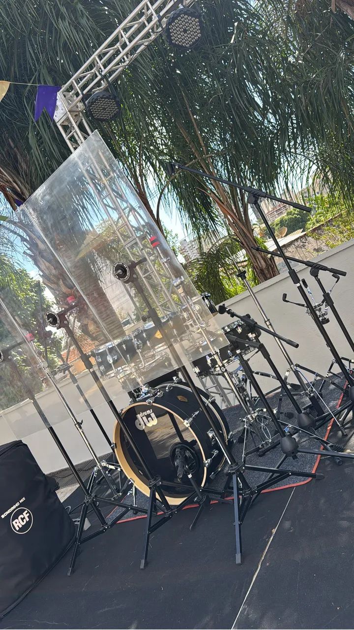 Estrutura de som luz e palco para comentos aniversários pequenos e grande - Foto 3