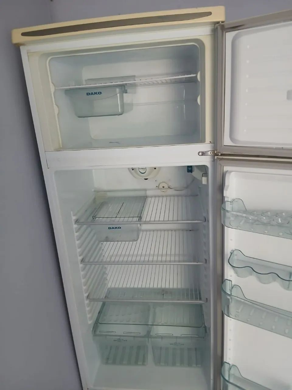 Geladeira Dako 417l