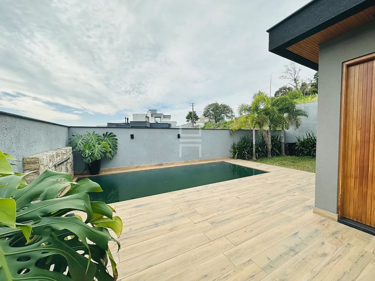 Casa NOVA na Pedra Branca, com 192m², 3 dormitórios com suíte e piscina - Foto 5