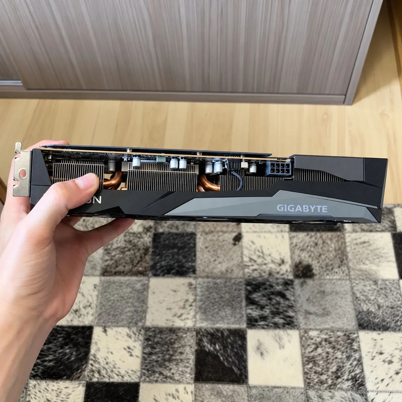RX 7600 GIGABYTE 8GB - Foto 2