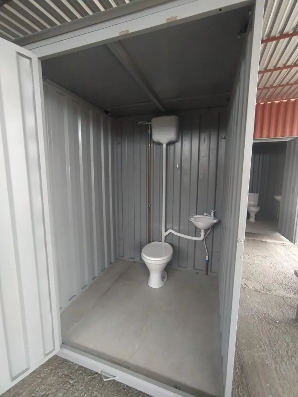 Container Banheiro Modular em Metalon com Segurança Fechadura Tetra
