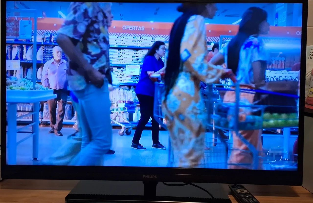 Tv 39" Philips - Modelo sem Smart.  - Foto 2
