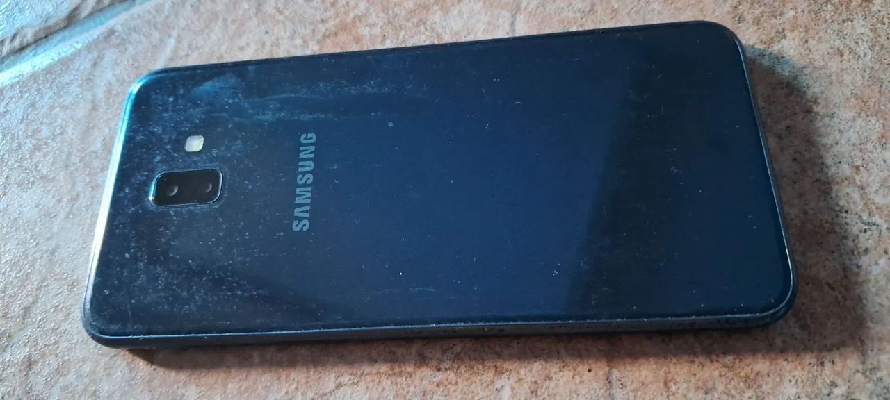 Samsung J6 + 32 Gb - Foto 2