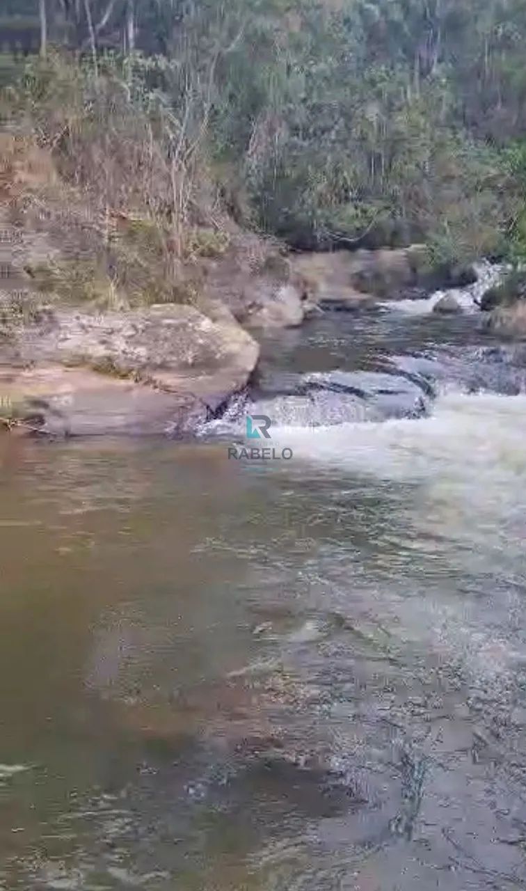 SÍTIO COM CACHOEIRAS E RICO EM MATA EM MARMELÓPOLIS-MG - Foto 2