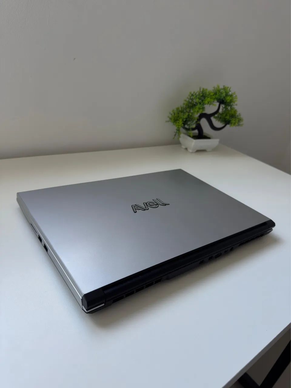 Notebook AVELL seminovo (garantia e parcelamento)