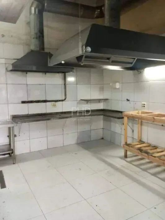 Ponto Comercial e 2 banheiros para Alugar, 100 m² - Foto 5