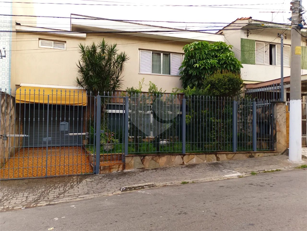 Sobrado com 5 quartos para locação em Carandiru - SP