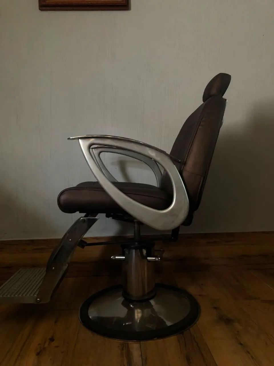 Cadeira de barbeiro  - Foto 2