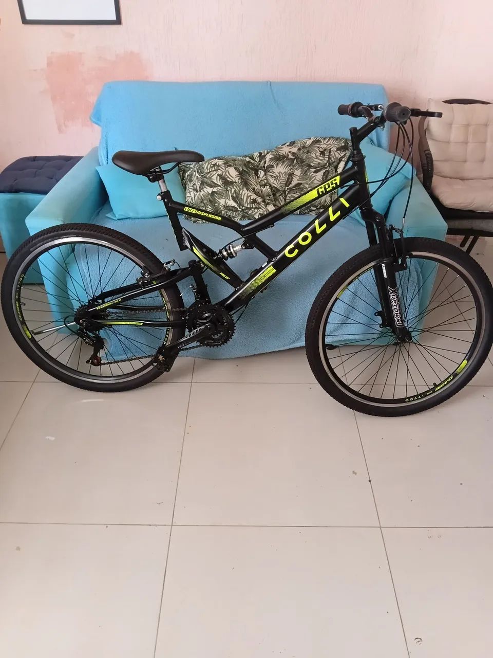 Bicicleta Collin aro 26 semi nova - Foto 4