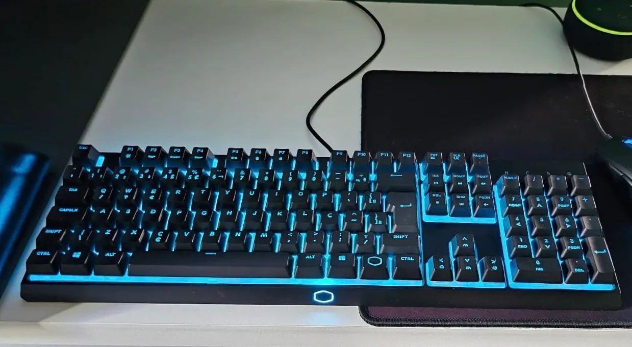 Teclado mecânico gamer Cooler Master MS111  - Foto 4