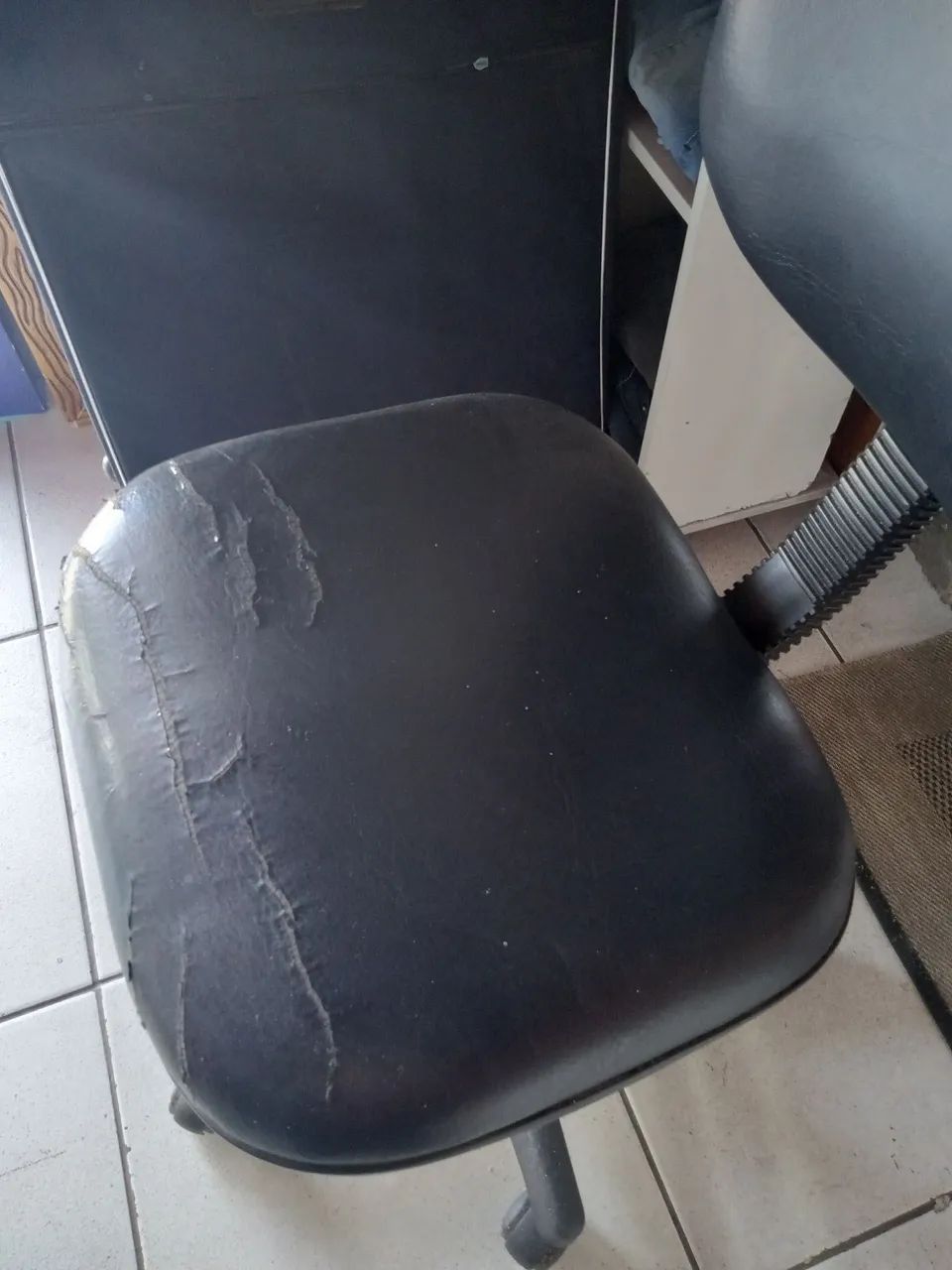 Cadeira de escritório  - Foto 2