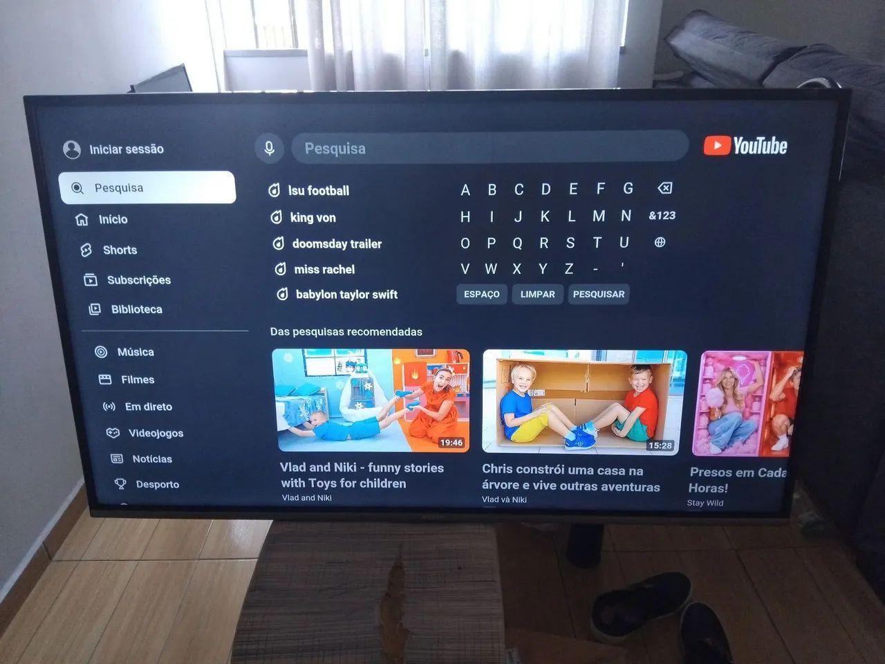 Tv smart 50" polegadas  semp tcl Android funcionando perfeitamente  - Foto 5