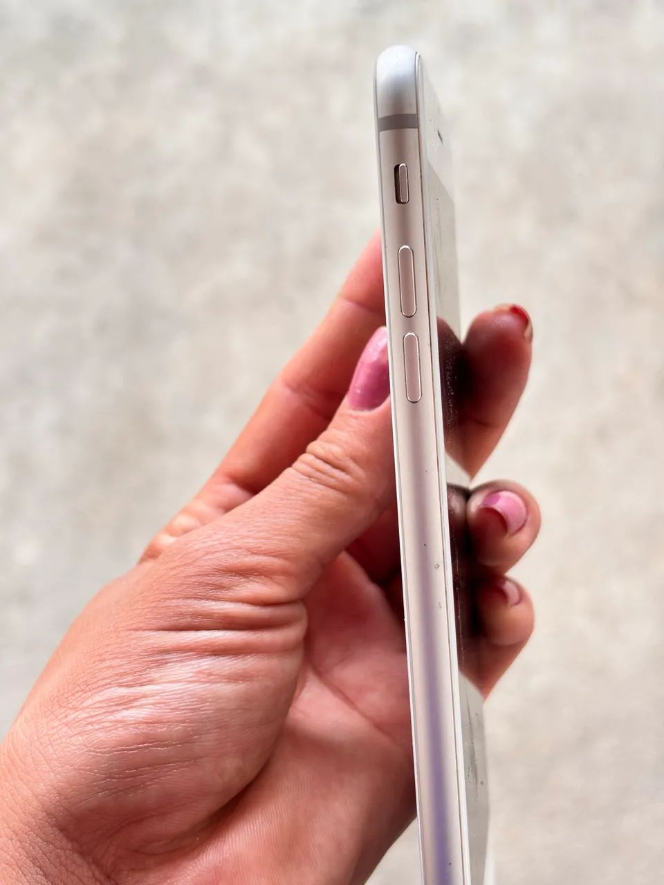 iPhone 8 Plus 64GB - Tela Original - Barato - Bateria 67% - Foto 4
