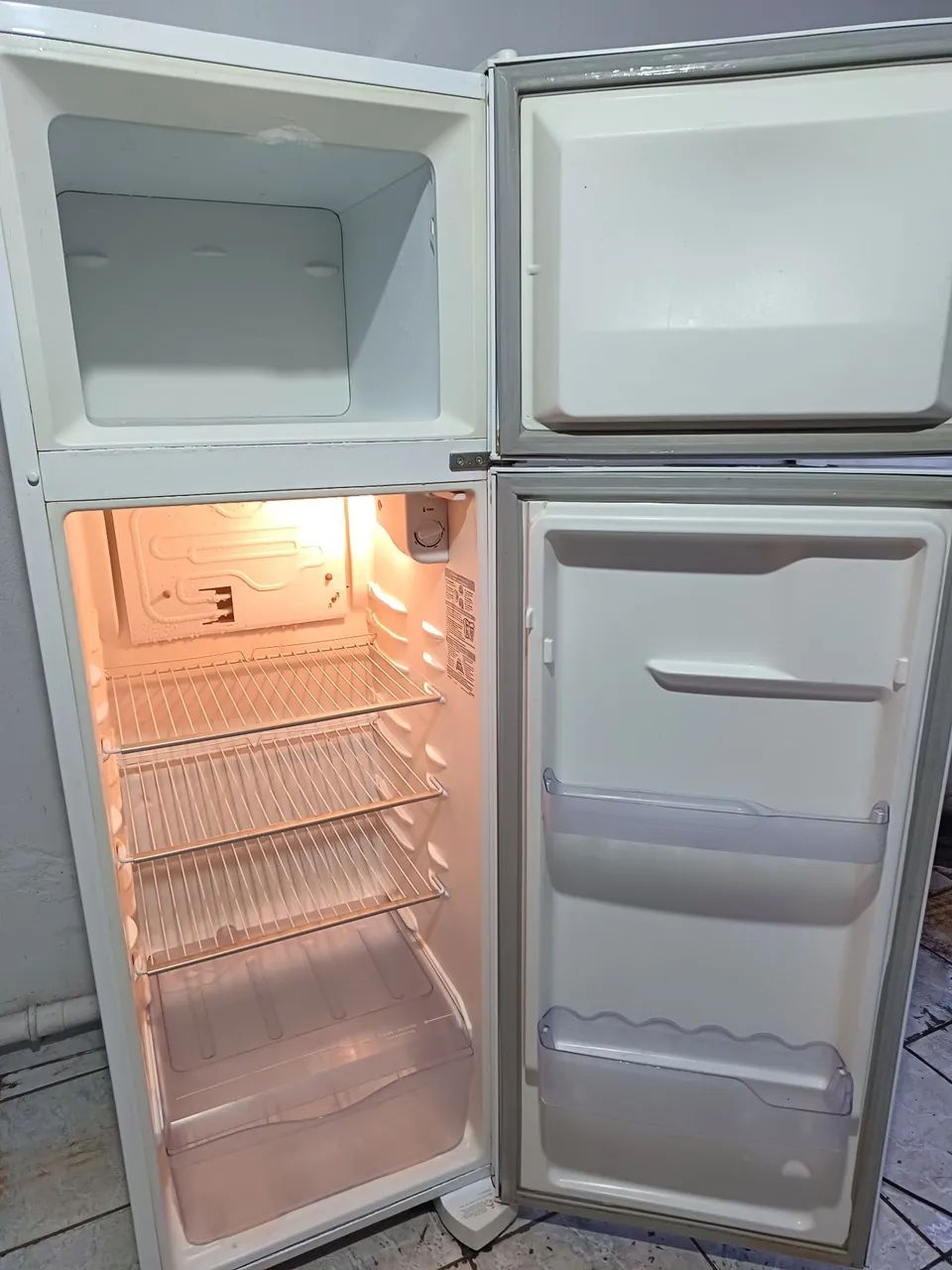 ELECTROLUX DUPLEX SUPER 260L  - Foto 4