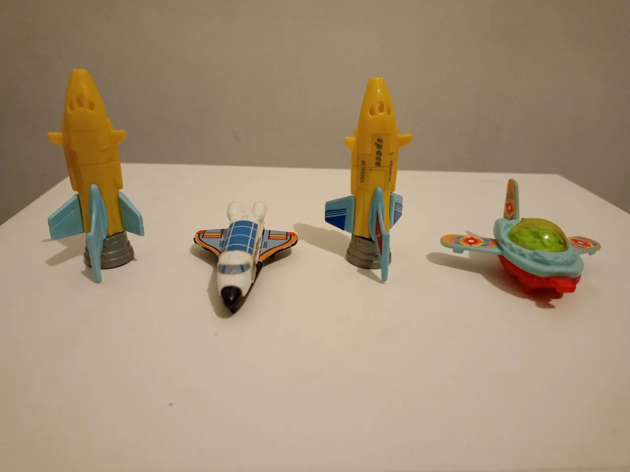 Kinder ovo Espaçonaves  - Foto 3