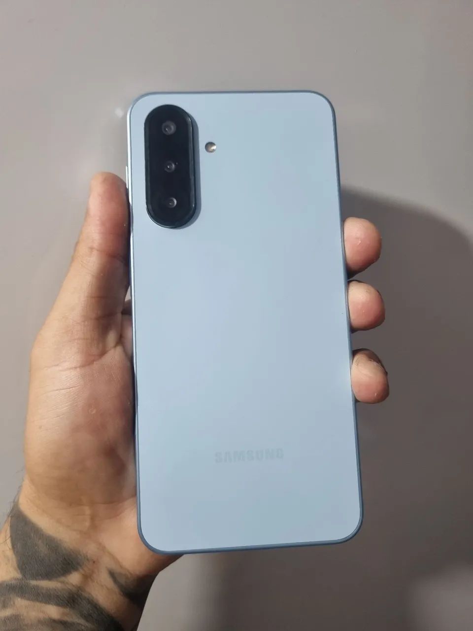 Samsung A17 - Foto 4