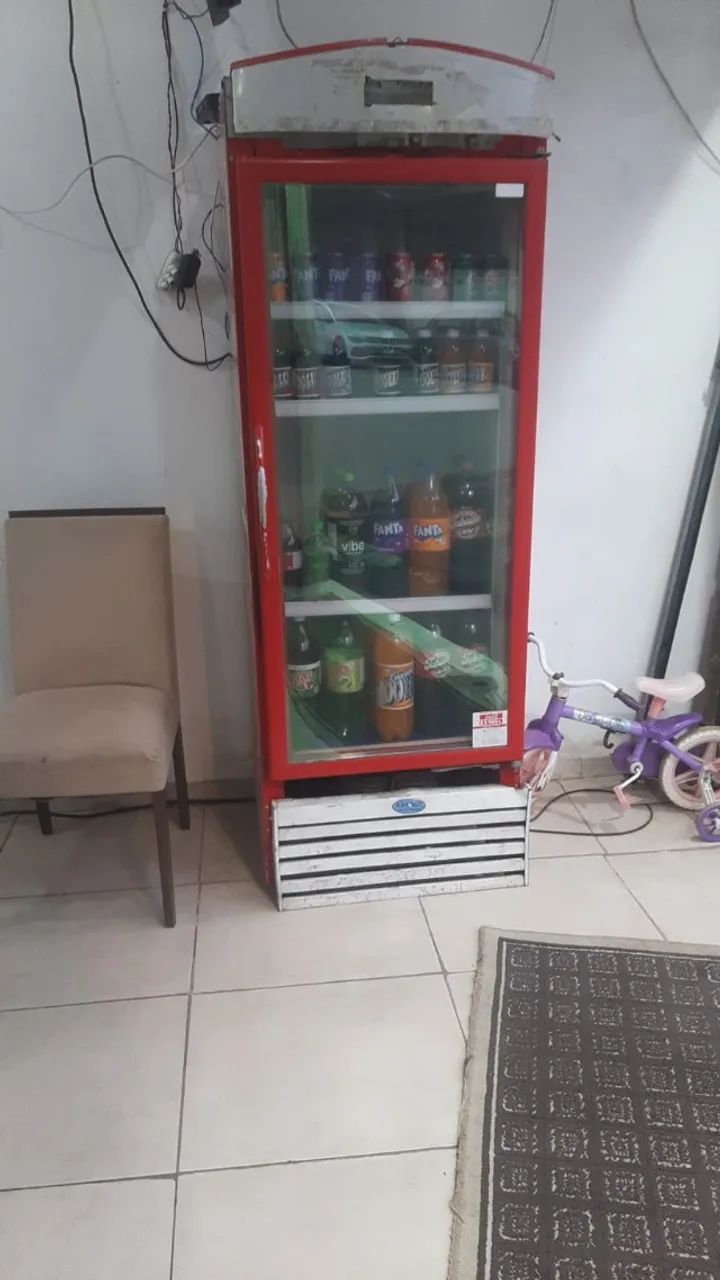 Geladeira expositora 