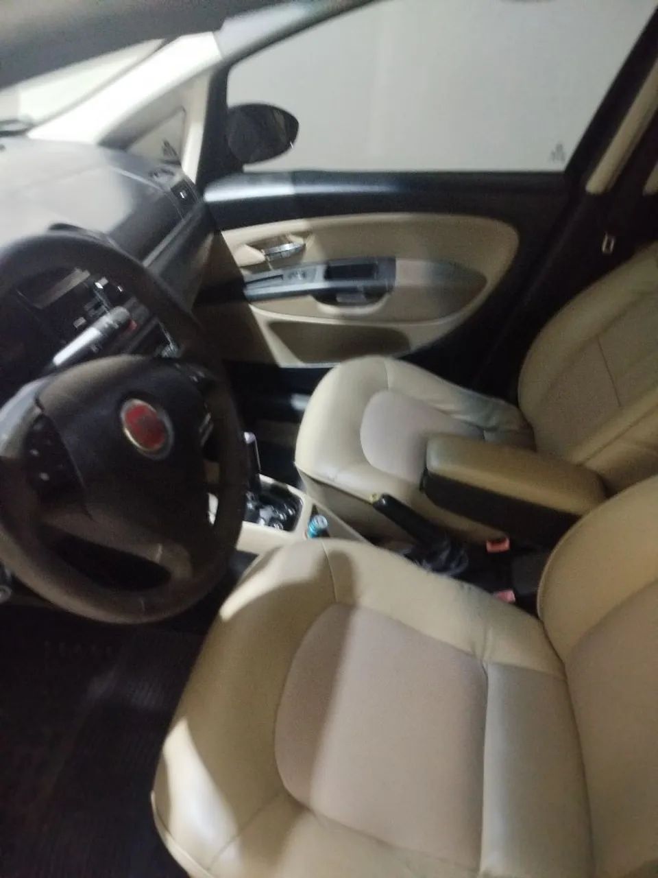 Fiat Linea Absolute 1.9/1.8 Flex Dualogic 4P 2012 - Foto 5