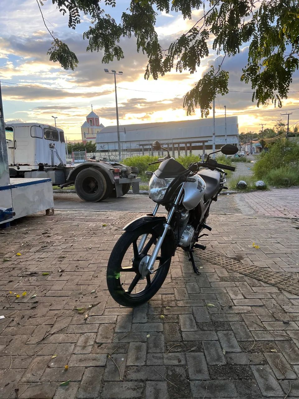 Fan 125i  - Foto 3