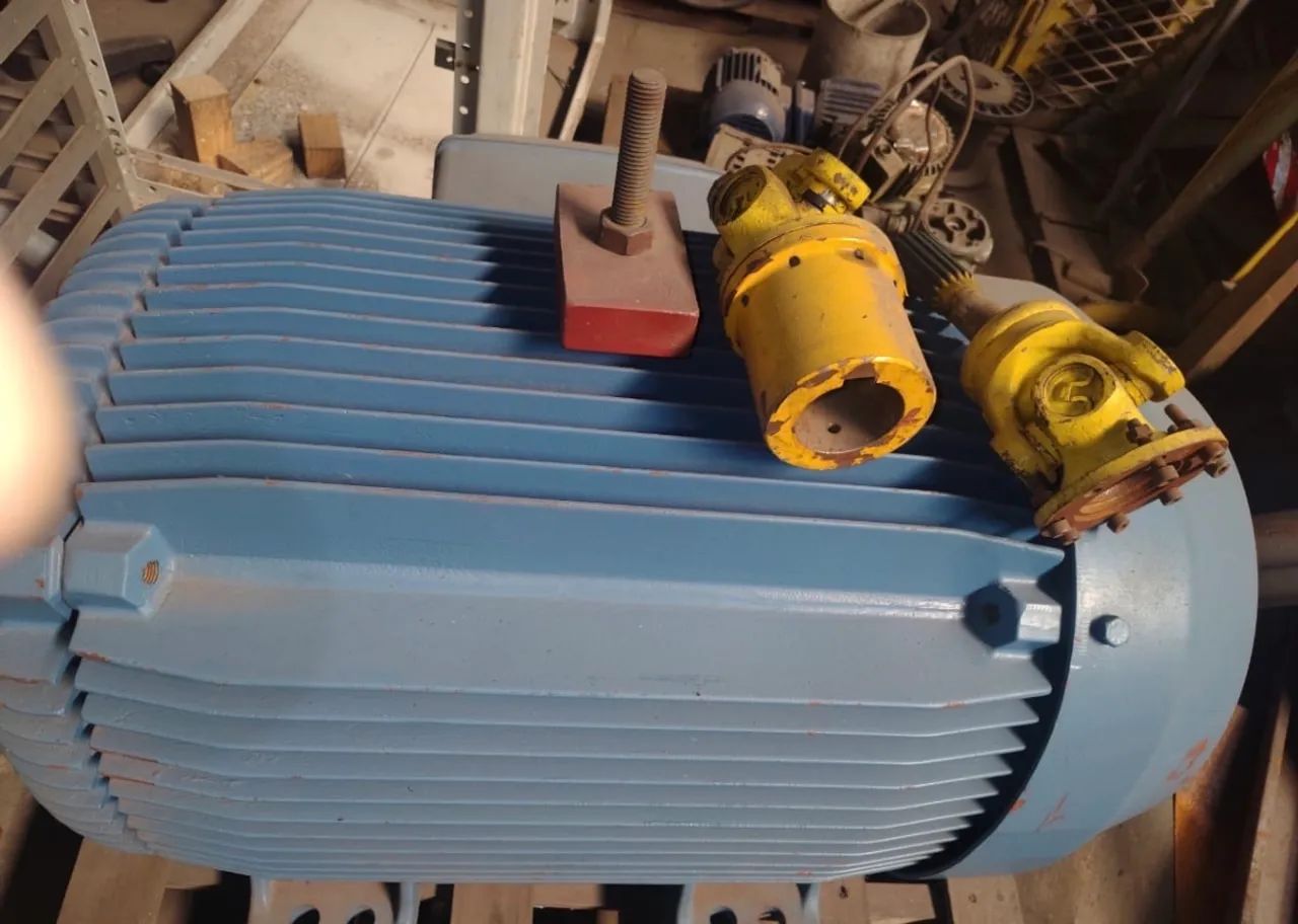 Transformadores e motor elétrico  - Foto 3