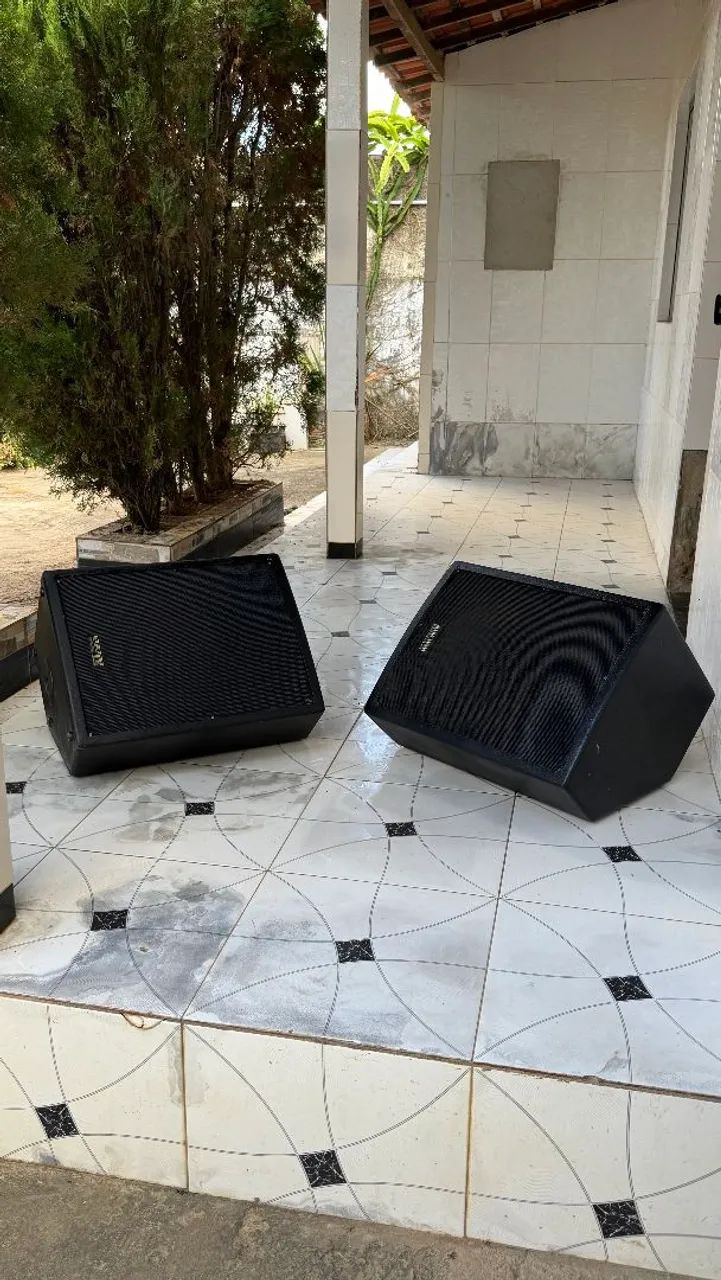 VENDO PAR DE CAIXAS MARK ÁUDIO 1000W - Foto 2