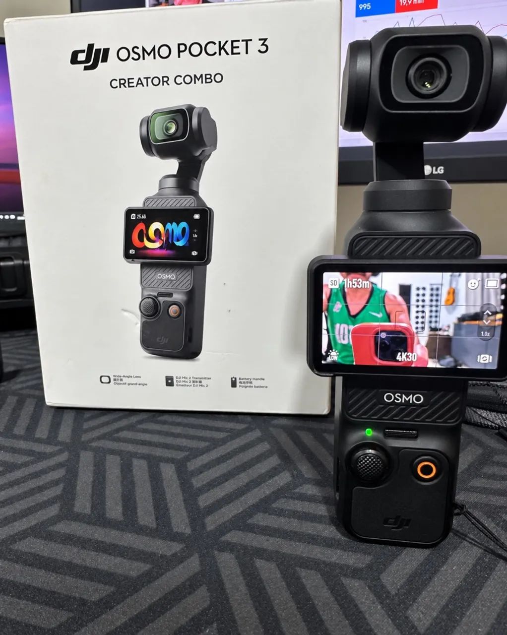 DJI Osmo Pocket 3 creator combo
