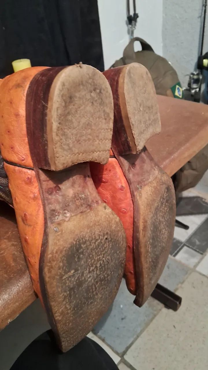 Bota Texana couro de avestruz  - Foto 4