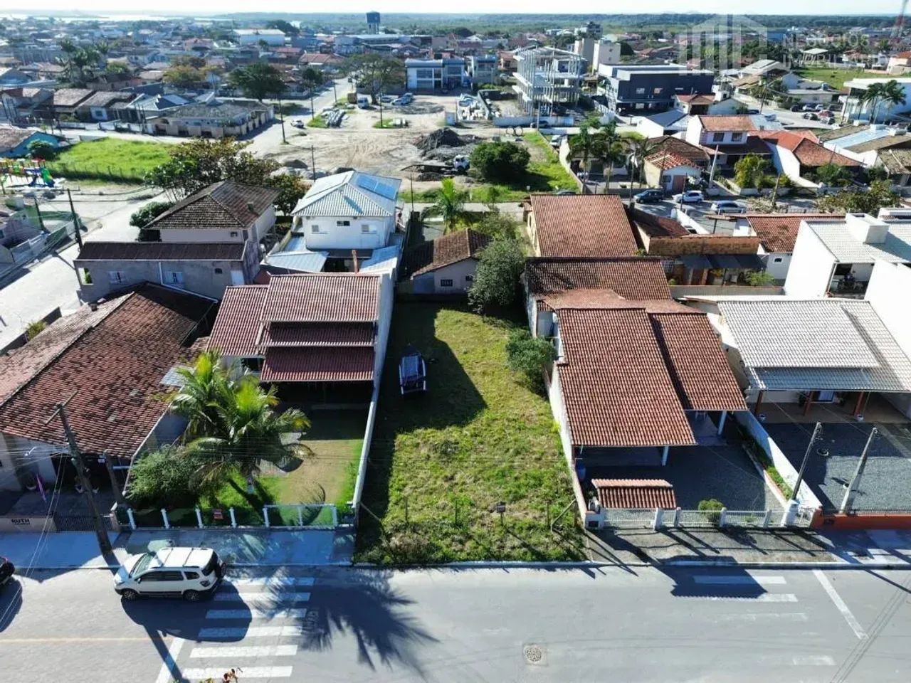 Terreno pronto p/ construir - 500m do mar | Centro - BBS/SC - Foto 3