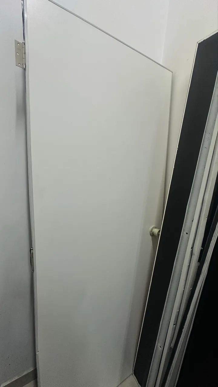 Divisória com porta e balcão em L  - Foto 3